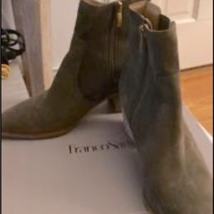 Worn once very comfy but too low for me.